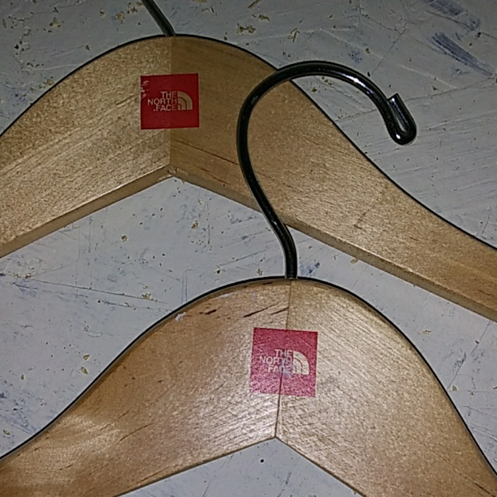 Hard to find the north face hangers